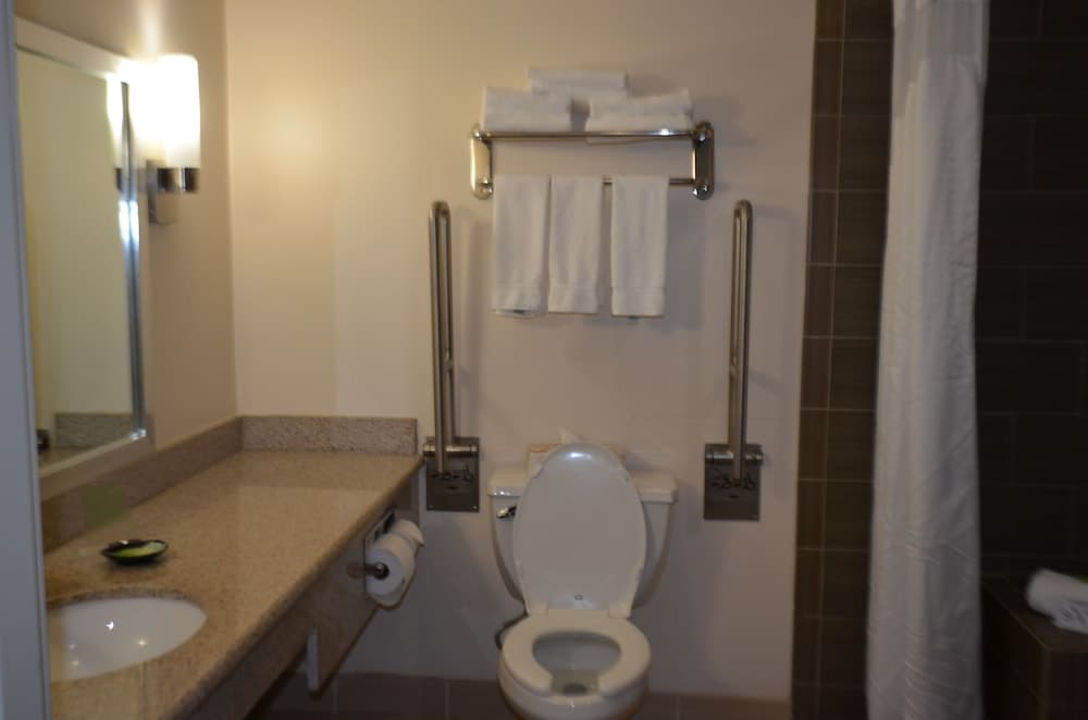 Holiday Inn Express West Point by IHG gallery photo in Fort Montgomery, NY — image 6
