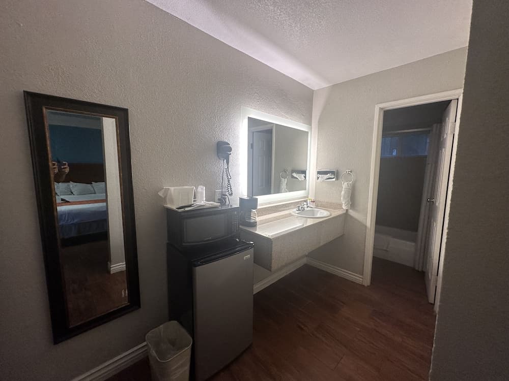 Casa Blanca Hotel - Orange gallery photo in Orange, CA — image 43