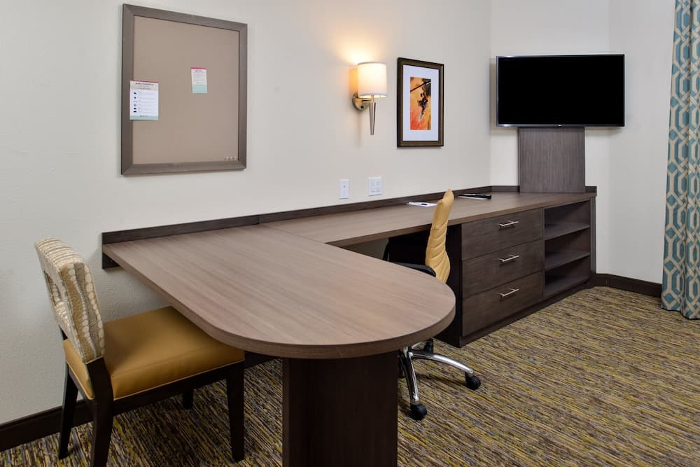 Candlewood Suites Lodi by IHG gallery photo in Lodi, CA — image 6