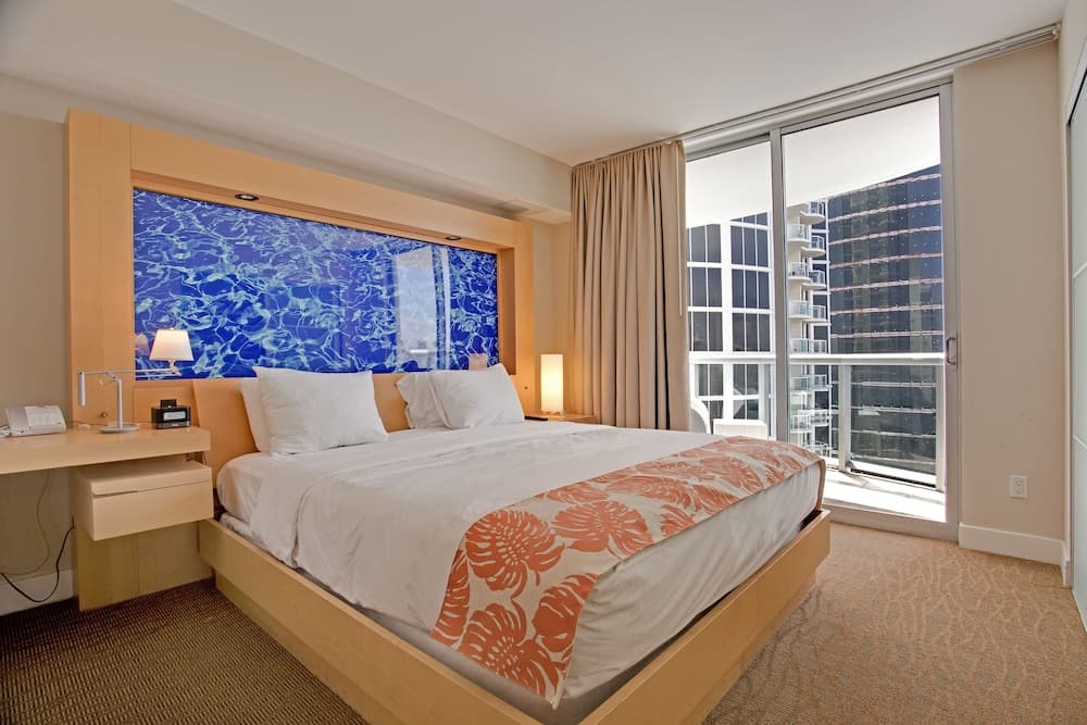 Private Ocean Condos at Marenas Beach interior in Sunny Isles Beach, FL — gallery photo 2