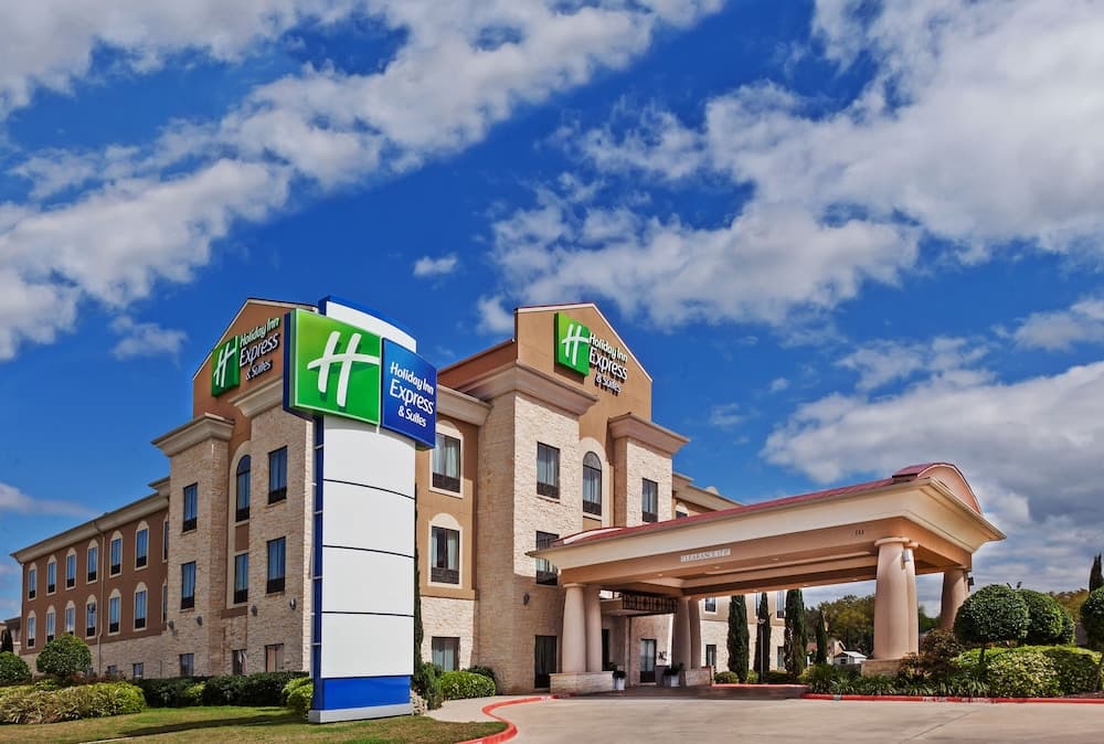 Holiday Inn Express Hotel & Suites Victoria by IHG — hotel in Victoria, Texas