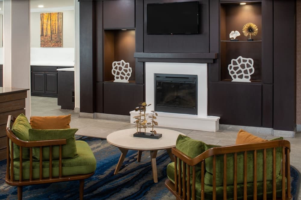 Fairfield Inn & Suites by Marriott Gulfport property views in Gulfport, MS — gallery photo 3