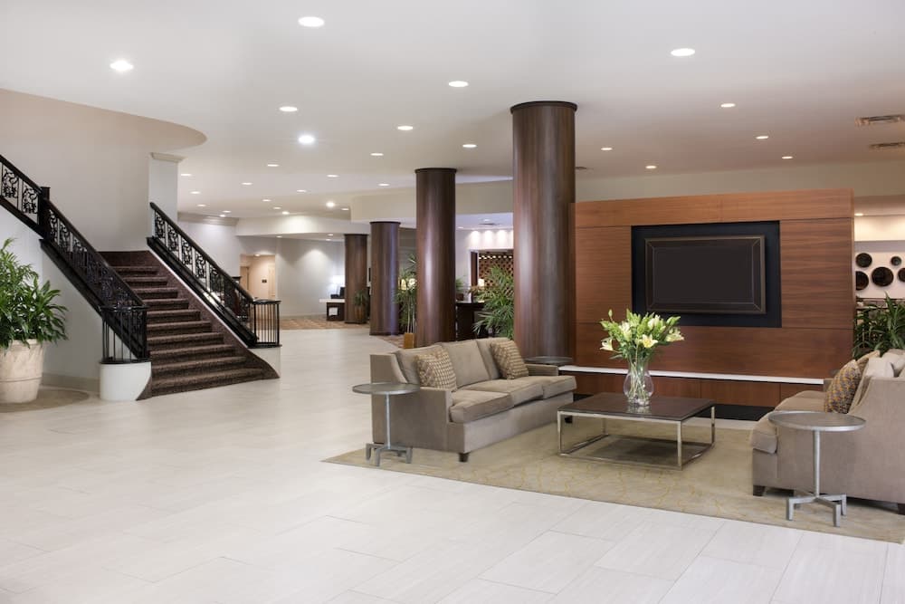 DoubleTree by Hilton Hotel Lafayette gallery photo in Lafayette, LA — image 39