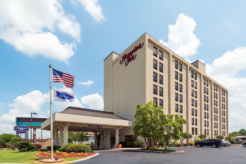Hampton Inn Baton Rouge - I-10 & College Dr. featured exterior or lobby in Baton Rouge, LA — similar hotel