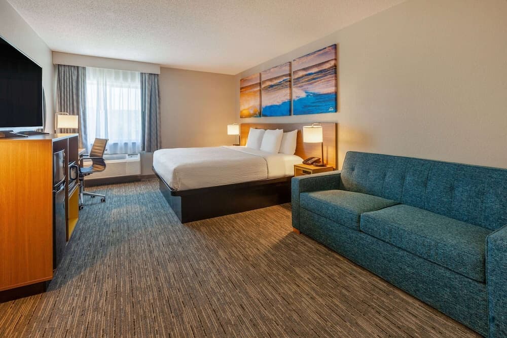 Days Inn by Wyndham Sturtevant / Racine / Mount Pleasant gallery photo in Mount Pleasant, WI — image 29