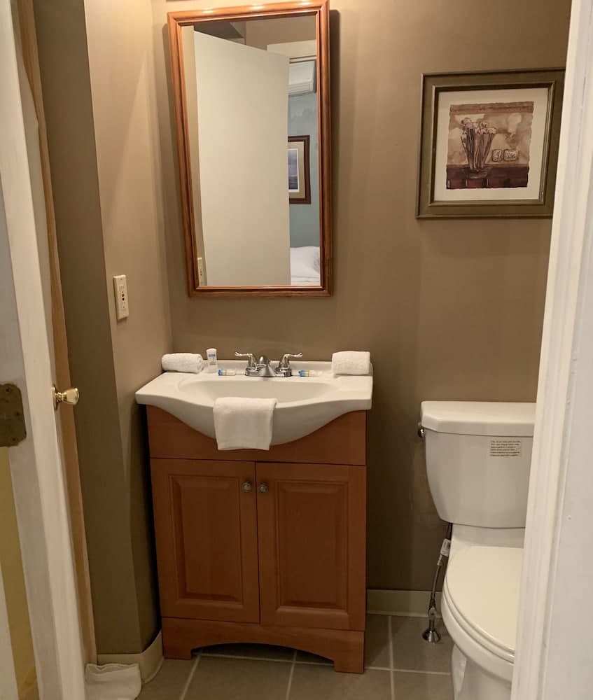 The Hotel Belvidere gallery photo in Hawley, PA — image 13