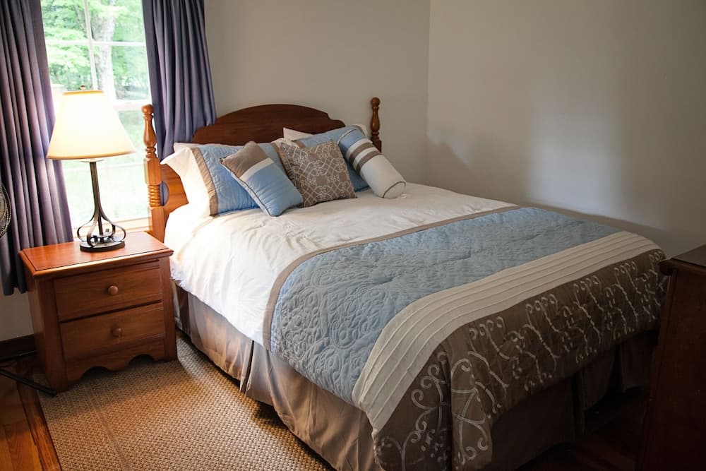 Blue Hill Lodge gallery photo in Claryville — image 49