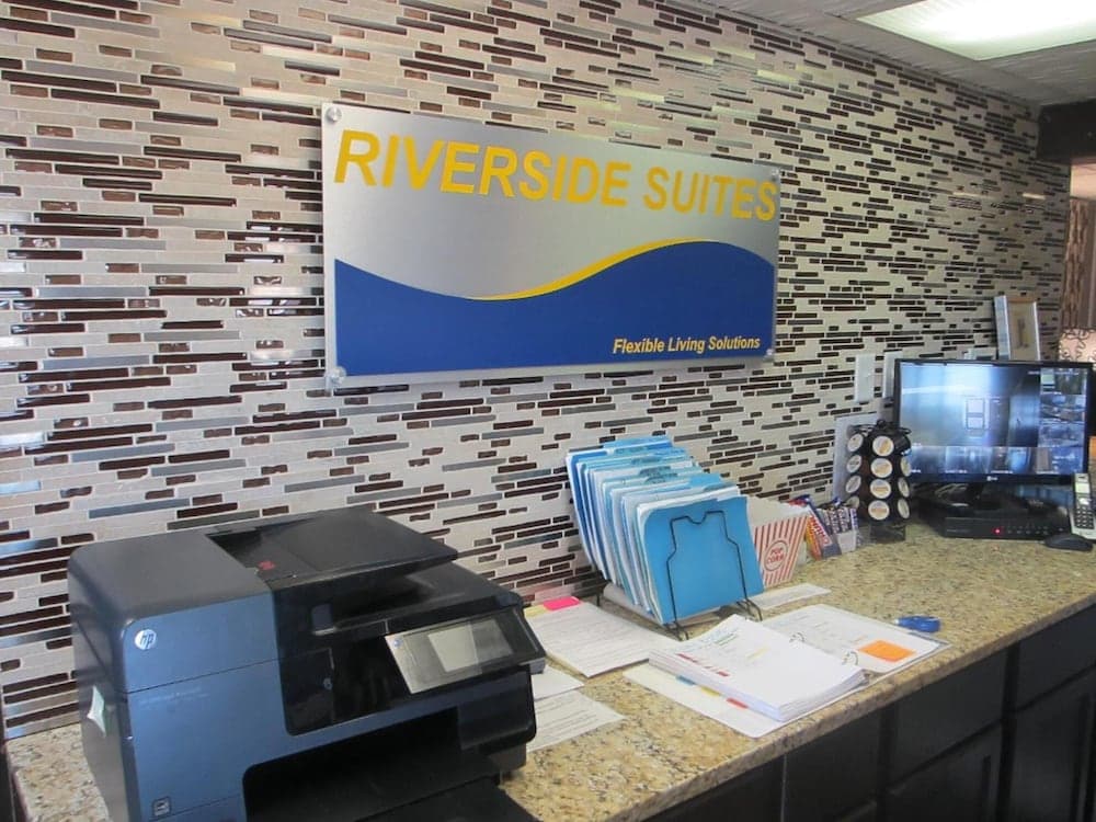 Riverside Suites interior in Mankato, MN — gallery photo 2