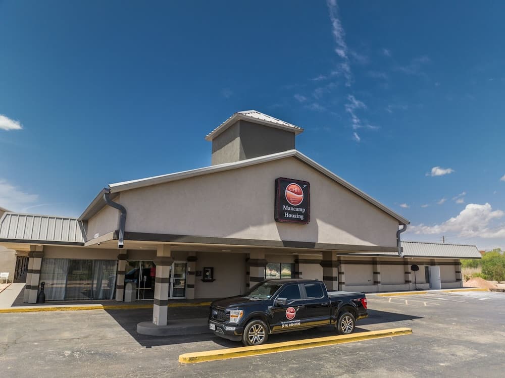 Corporate Hospitality - Big Spring — hotel in Spring, Texas