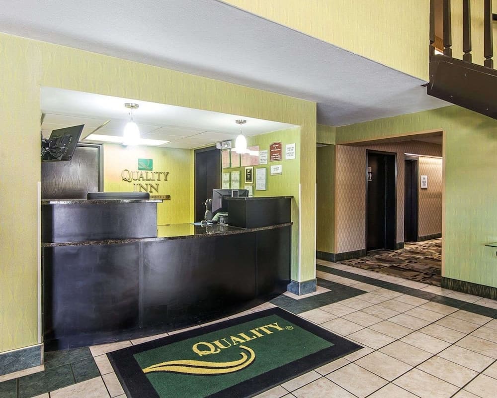 Quality Inn Sweetwater West property views in Sweetwater, TN — gallery photo 3