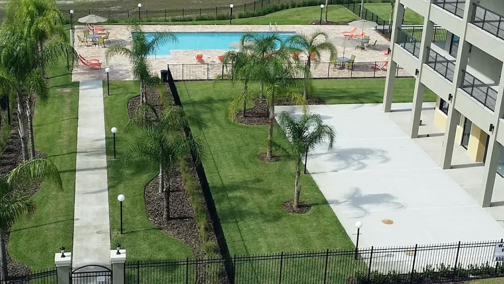 The Citrus on the Lake gallery photo in Tavares, FL — image 9