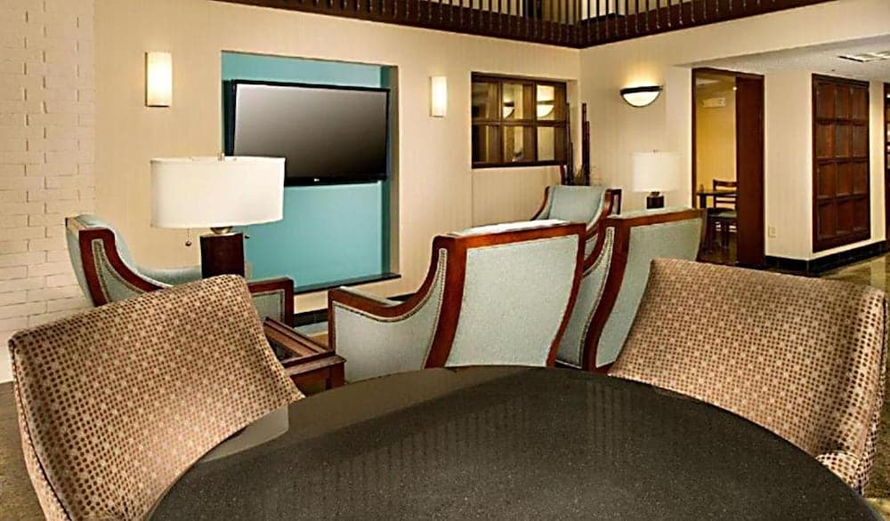 Hotel Lotus Kansas City Stadium gallery photo in Kansas City, MO — image 22