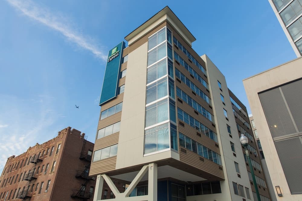 Holiday Inn Express - New Rochelle by IHG gallery photo in New Rochelle, NY — image 48