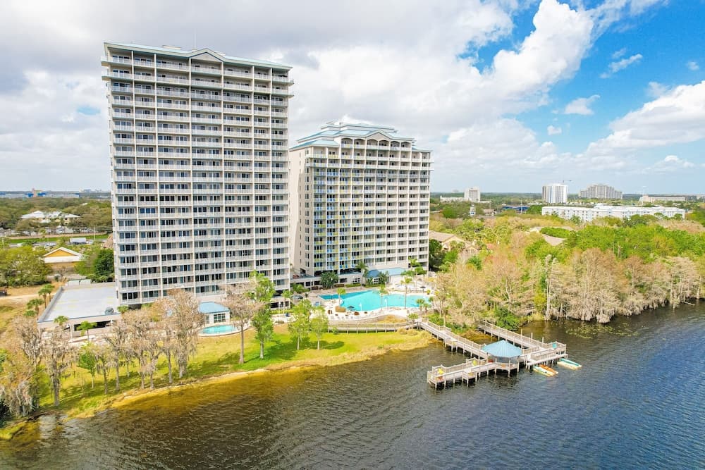 Blue Heron Beach Resort featured exterior or lobby in Orlando, FL — similar hotel