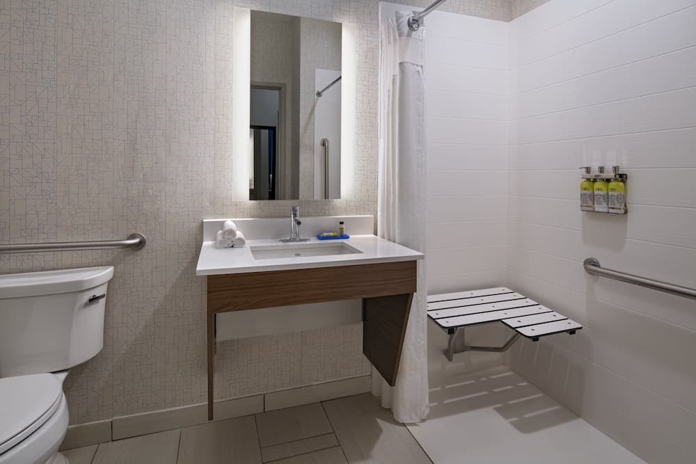 Holiday Inn Express Hotel & Suites Cedar Park by IHG property views in Cedar Park, TX — gallery photo 3