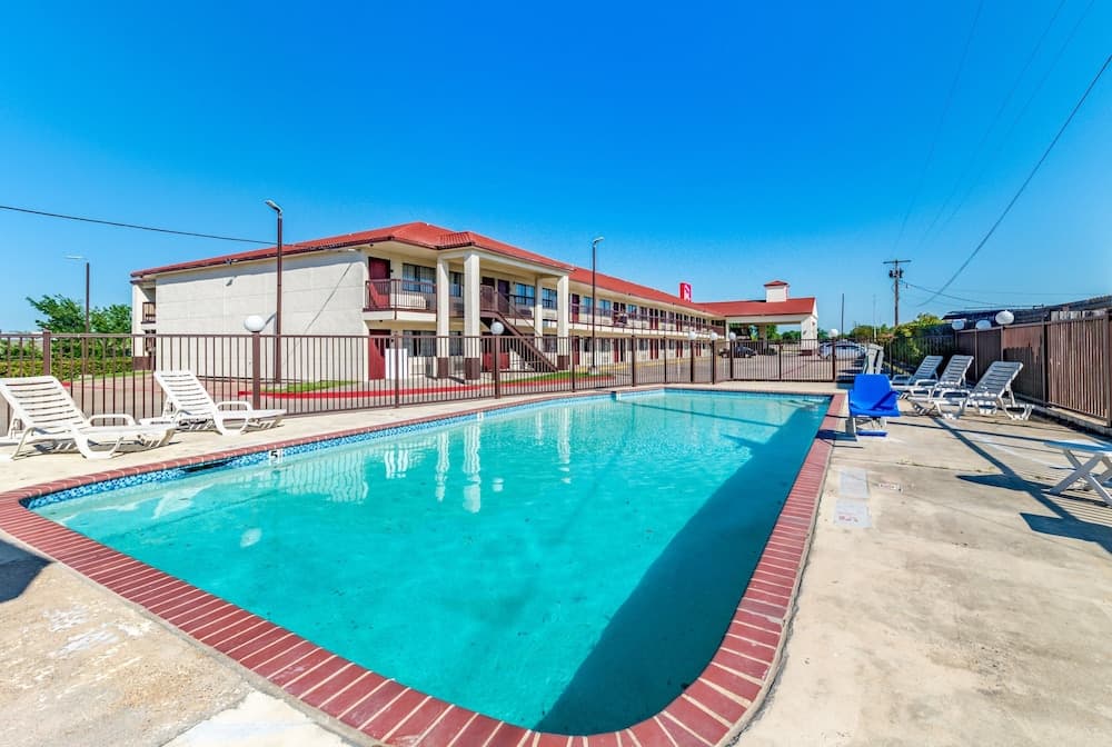 Red Roof Inn Dallas - Mesquite/ Fair Park NE gallery photo in Mesquite, TX — image 34