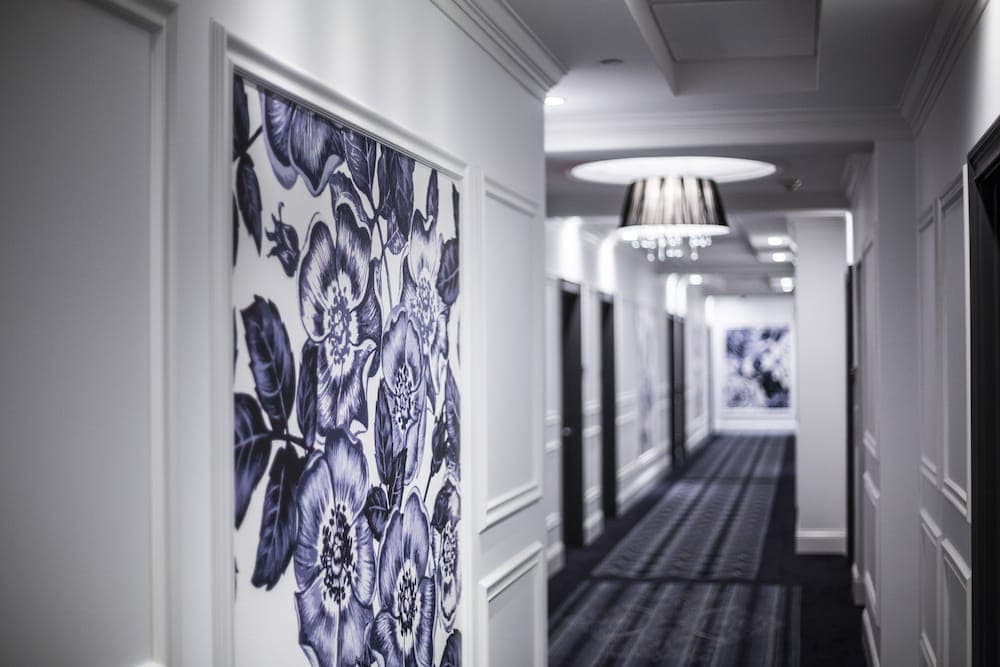 La Banque Hotel gallery photo in Homewood, IL — image 28