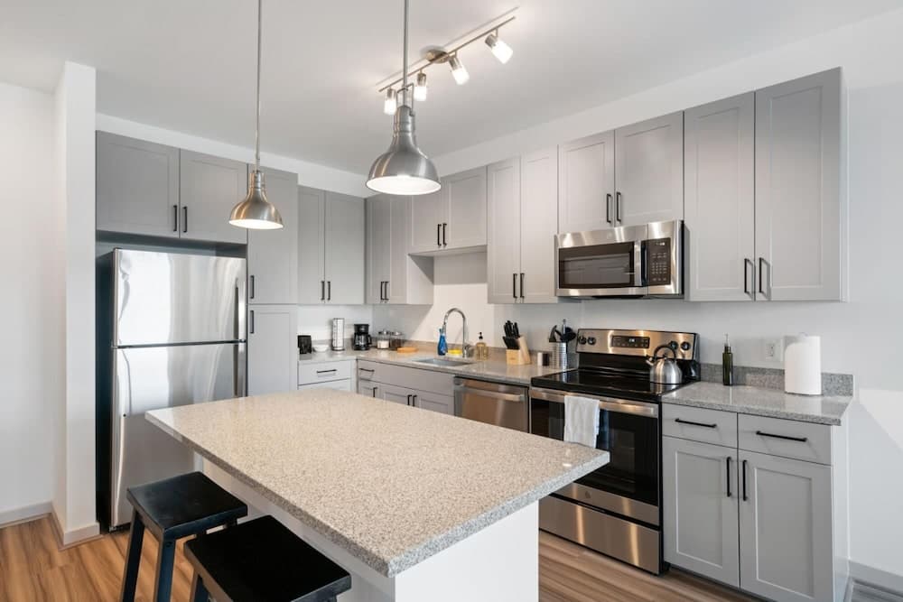 VA - Viridium - Apt 662 interior in Woodbridge, VA — gallery photo 2