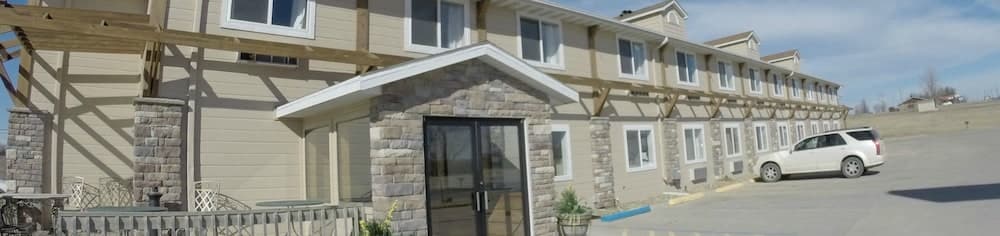 Rock Creek Hotel featured exterior or lobby in Sabetha, KS — similar hotel