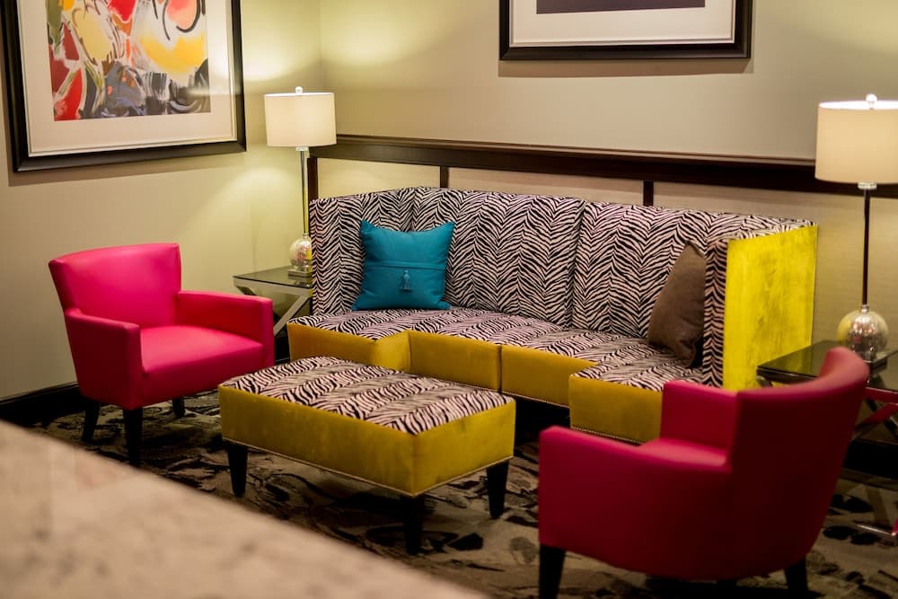 The Parker Inn & Suites property views in Schenectady, NY — gallery photo 3