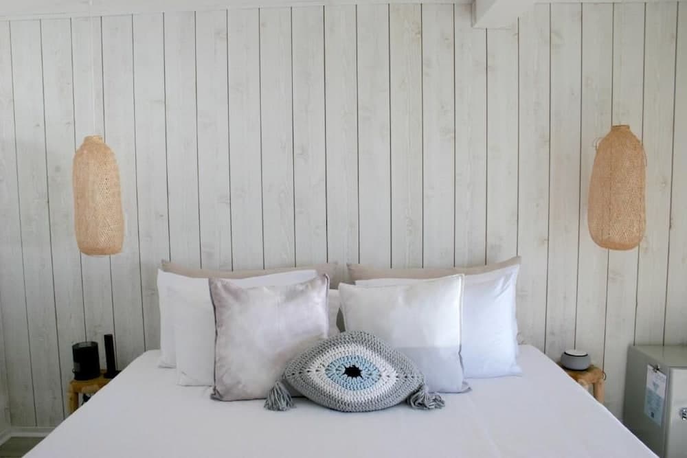 The Surfside Hotel property views in Stratford, CT — gallery photo 3