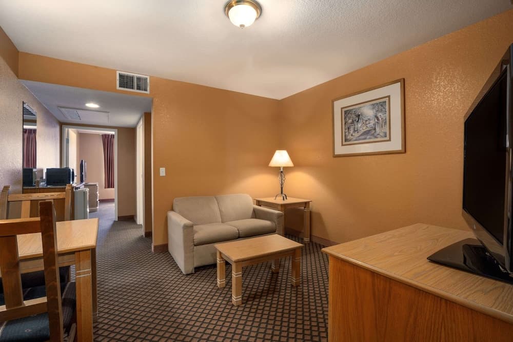 Garner Hotel Phoenix Northwest – Surprise by IHG gallery photo in Surprise, AZ — image 6