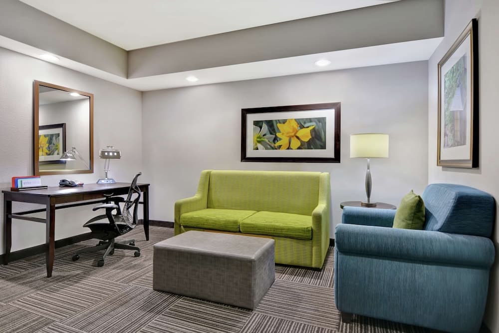 Hilton Garden Inn Fayettevile gallery photo in Fayetteville, AR — image 35