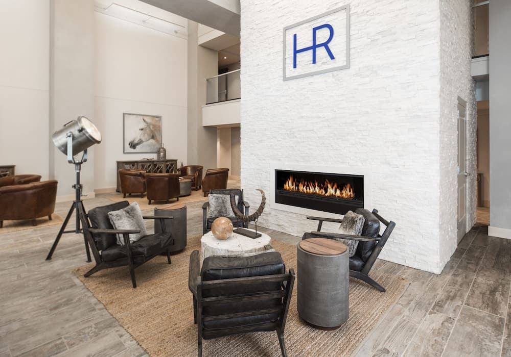 Hotel Renovo Des Moines Urbandale,Tapestry Collection Hilton interior in Urbandale, IA — gallery photo 2