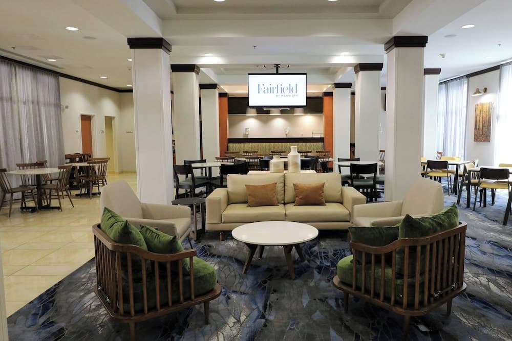Fairfield Inn & Suites by Marriott San Antonio Alamo Plaza/Convention Center featured exterior or lobby in San Antonio, TX — similar hotel