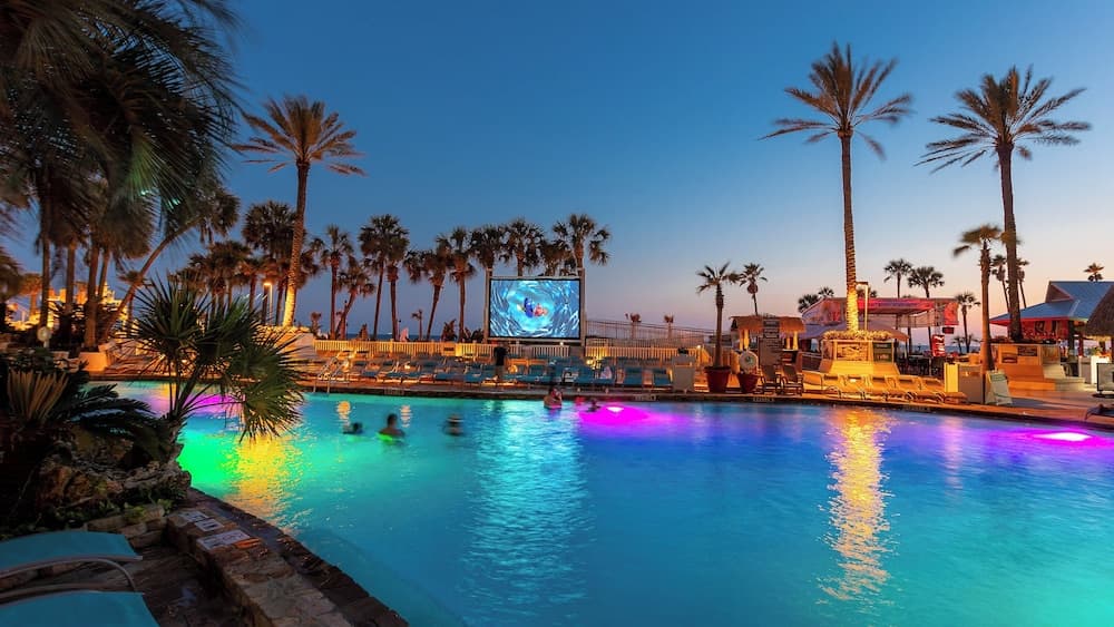 Holiday Inn Resort Panama City Beach by IHG gallery photo in Panama City Beach, FL — image 126