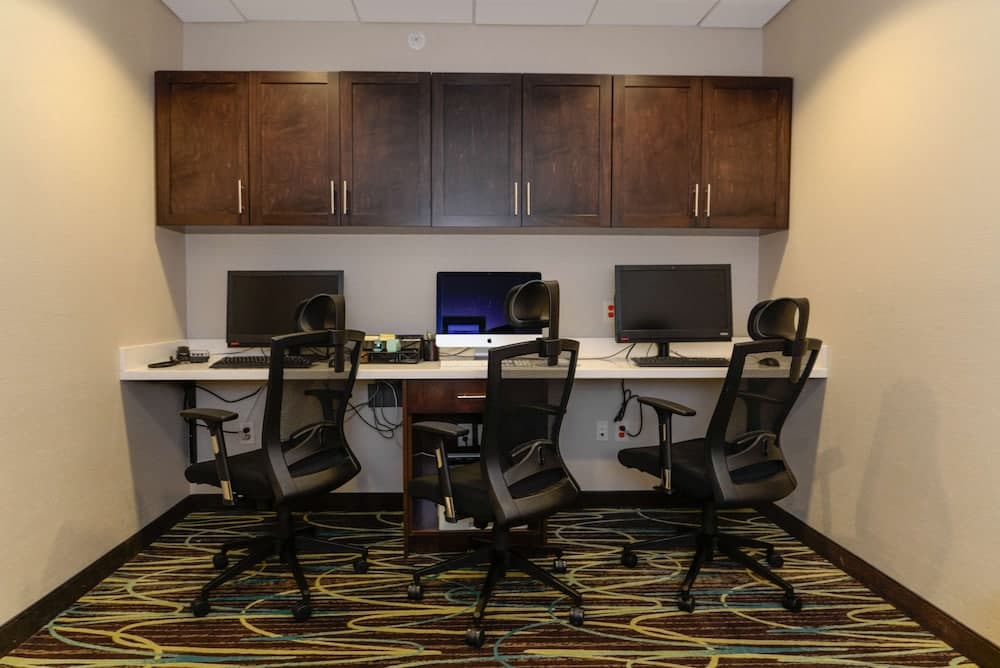 Hampton Inn Brighton gallery photo in Brighton, MI — image 28