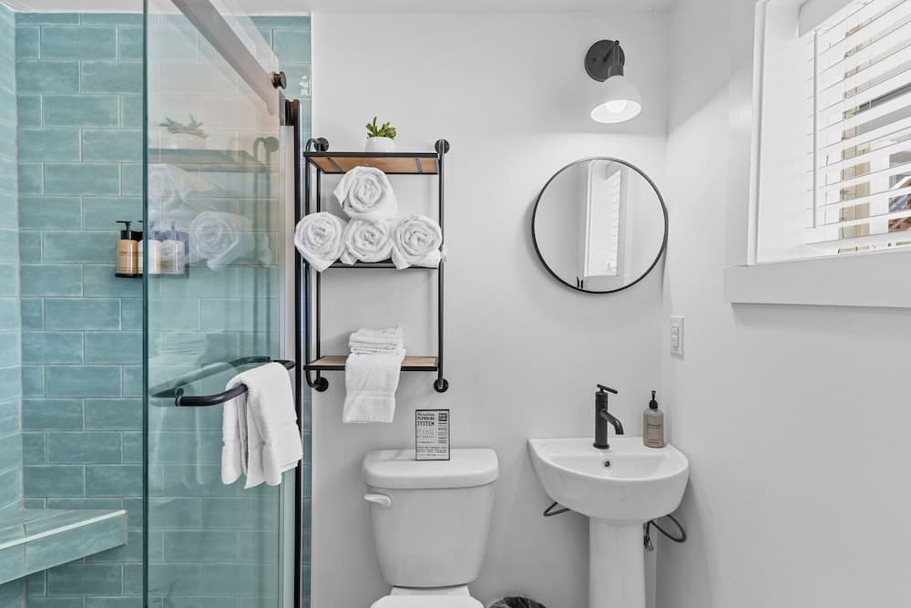 The Beach House Motel & Suites interior in Oak Island, NC — gallery photo 2