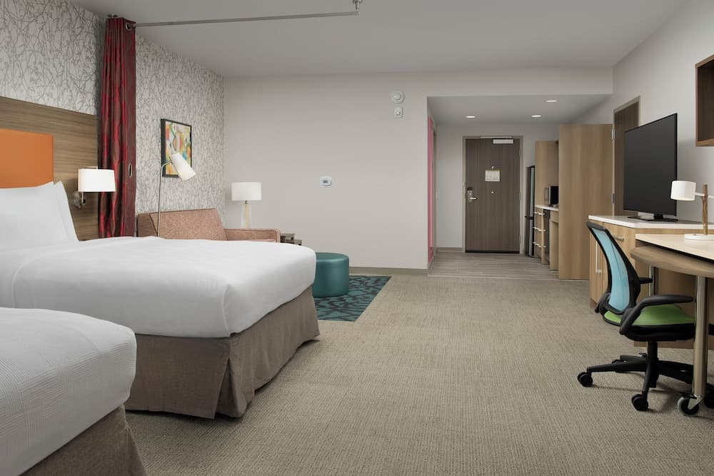 Home2 Suites By Hilton Clearwater St. Petersburg Ulmerton Rd interior in Clearwater, FL — gallery photo 2