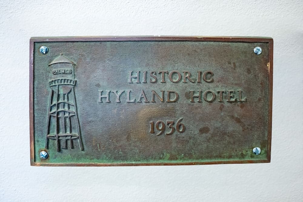 Hyland Hotel interior in Palmer, AK — gallery photo 2