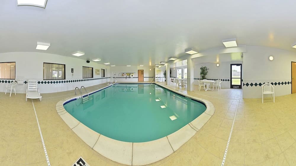 Hampton Inn Sturgis-Lagrange Area gallery photo in Sturgis, MI — image 36