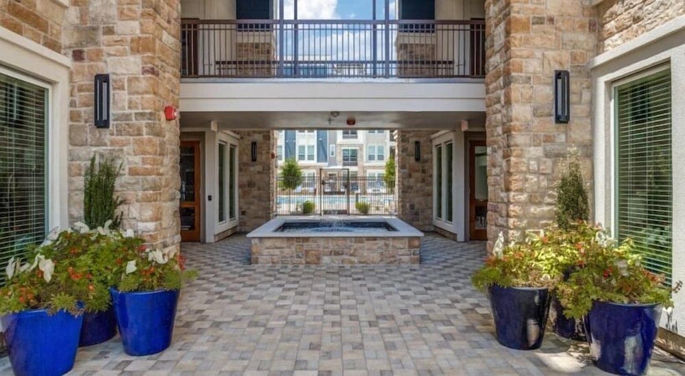 Landing Twin Creeks Apartments gallery photo in Allen, TX — image 28