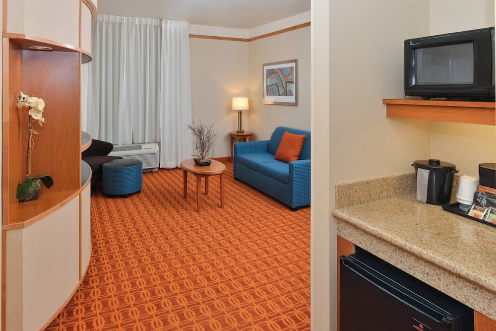Fairfield Inn and Suites by Marriott Sacramento Elk Grove gallery photo in Elk Grove, CA — image 13