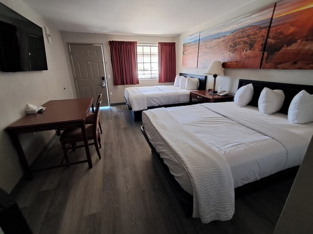 Days Inn by Wyndham Safford, AZ property views in Safford, AZ — gallery photo 3