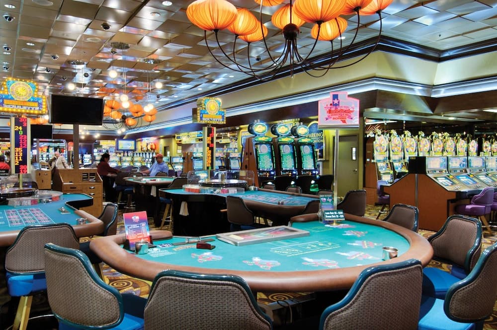 Fremont Hotel & Casino gallery photo in Las Vegas, NV — image 19