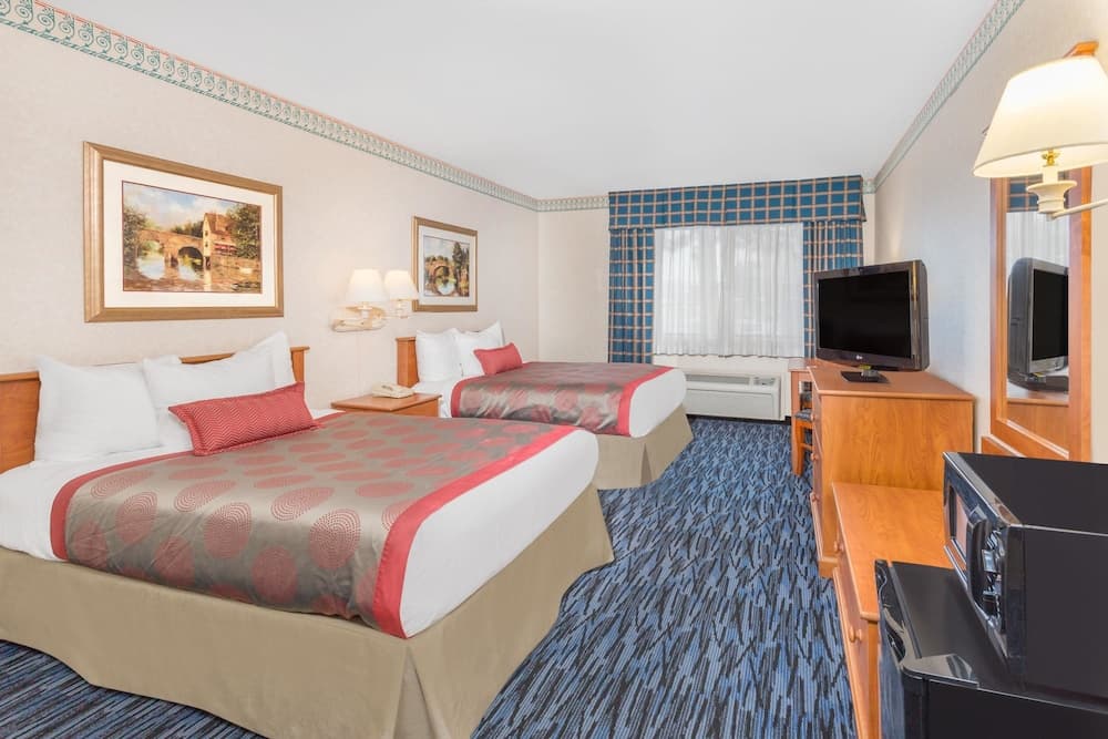 Ramada by Wyndham Kent Seattle Area gallery photo in Kent, WA — image 24