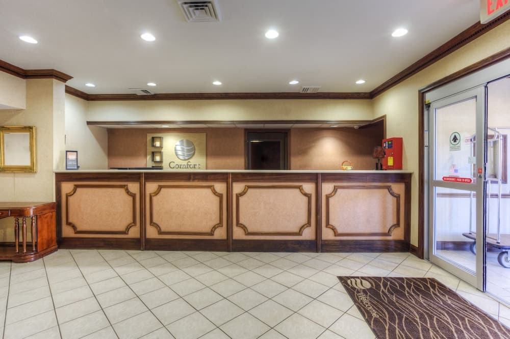 Comfort Inn Henderson - Evansville South interior in Henderson, KY — gallery photo 2