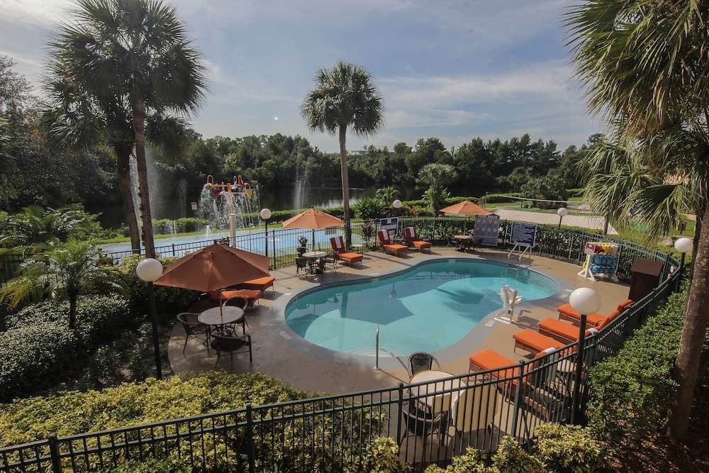 Westgate Leisure Resort featured exterior or lobby in Orlando, FL — similar hotel