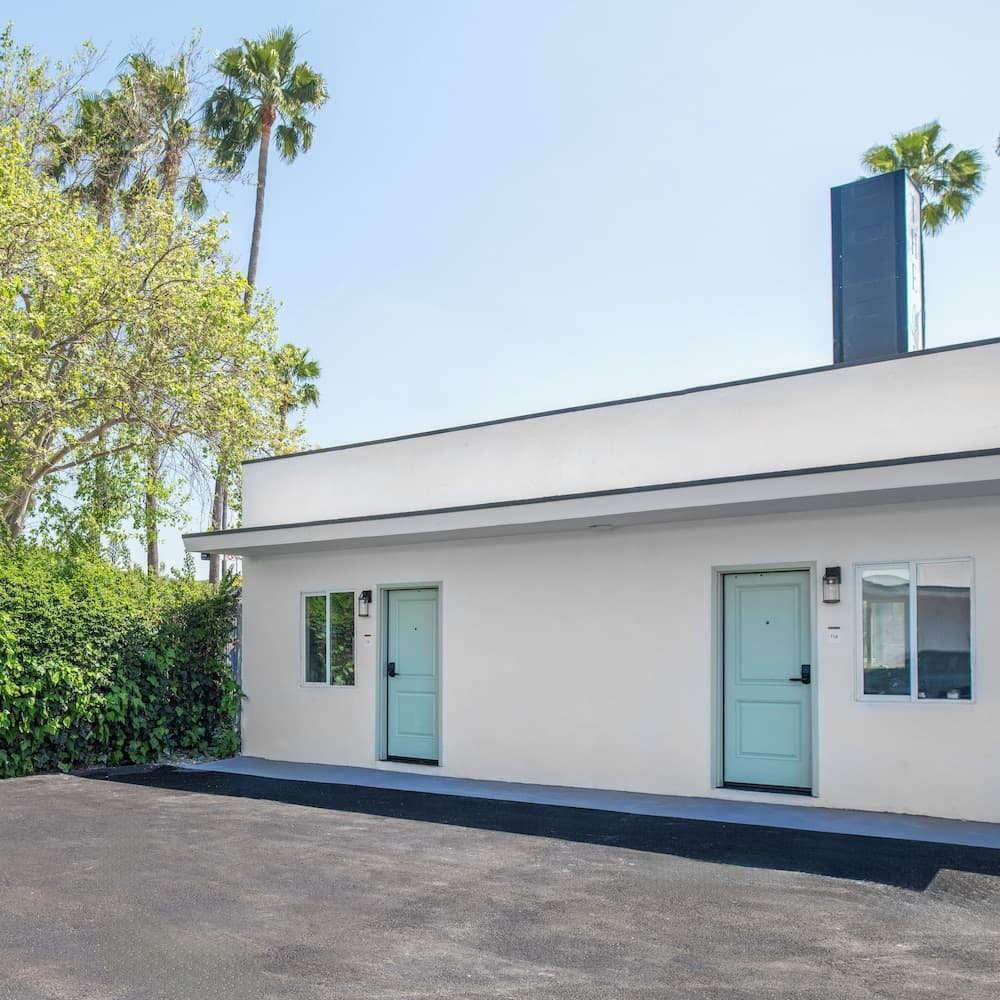 The LEEF Hotel gallery photo in Glendale, CA — image 31