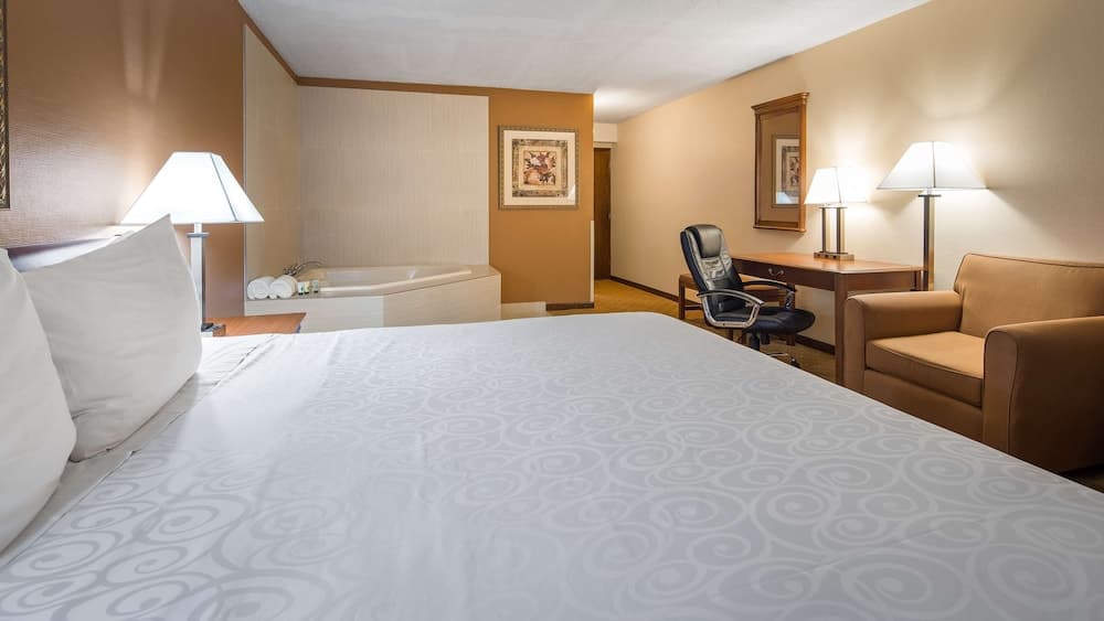 Days Inn by Wyndham St. Charles IL property views in St. Charles, IL — gallery photo 3