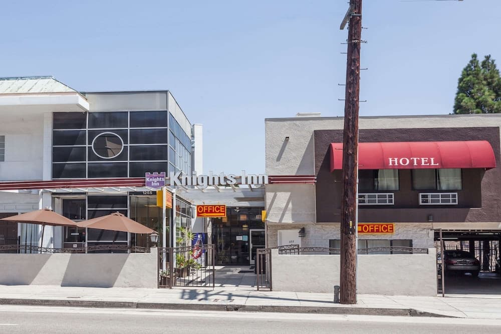 Knights Inn Downtown Los Angeles featured exterior or lobby in Los Angeles, CA — similar hotel