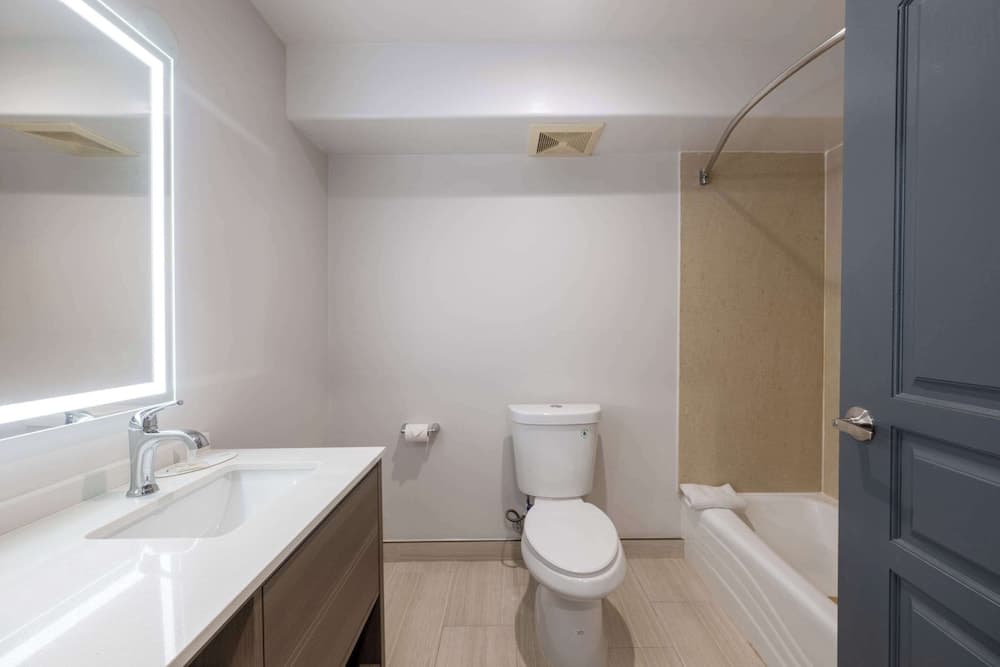 Torrance Inn LAX Airport Area gallery photo in Torrance, CA — image 33