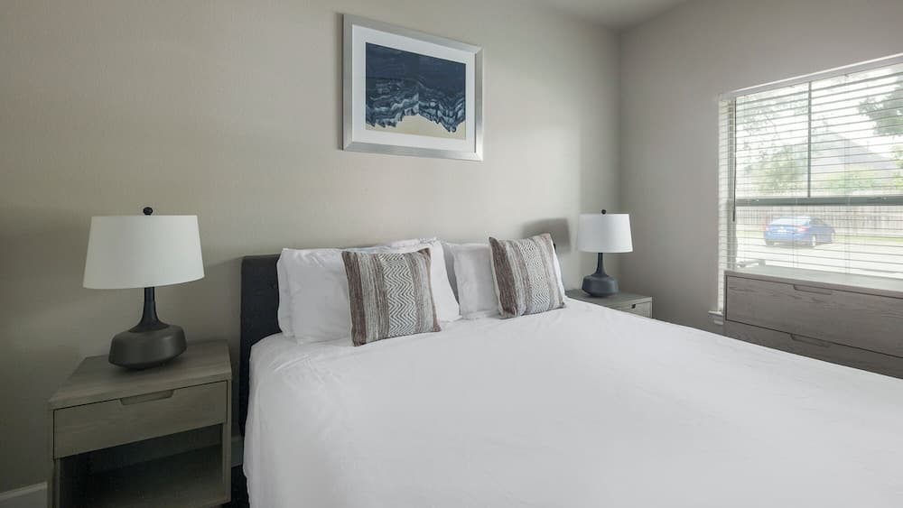 Landing Apartments Richmond interior in Richmond, TX — gallery photo 2