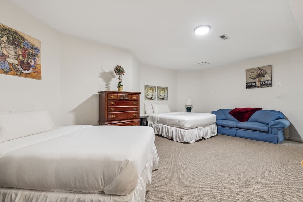 The Columbia Inn at Peralynna Manor gallery photo in Columbia, MD — image 75
