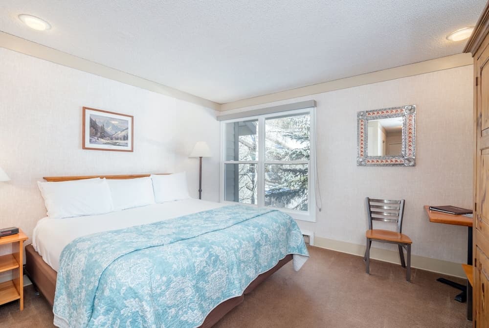 Mountainside Inn 314 1 Bedroom Hotel Room by Alpine Lodging Telluride — hotel in Telluride, Colorado