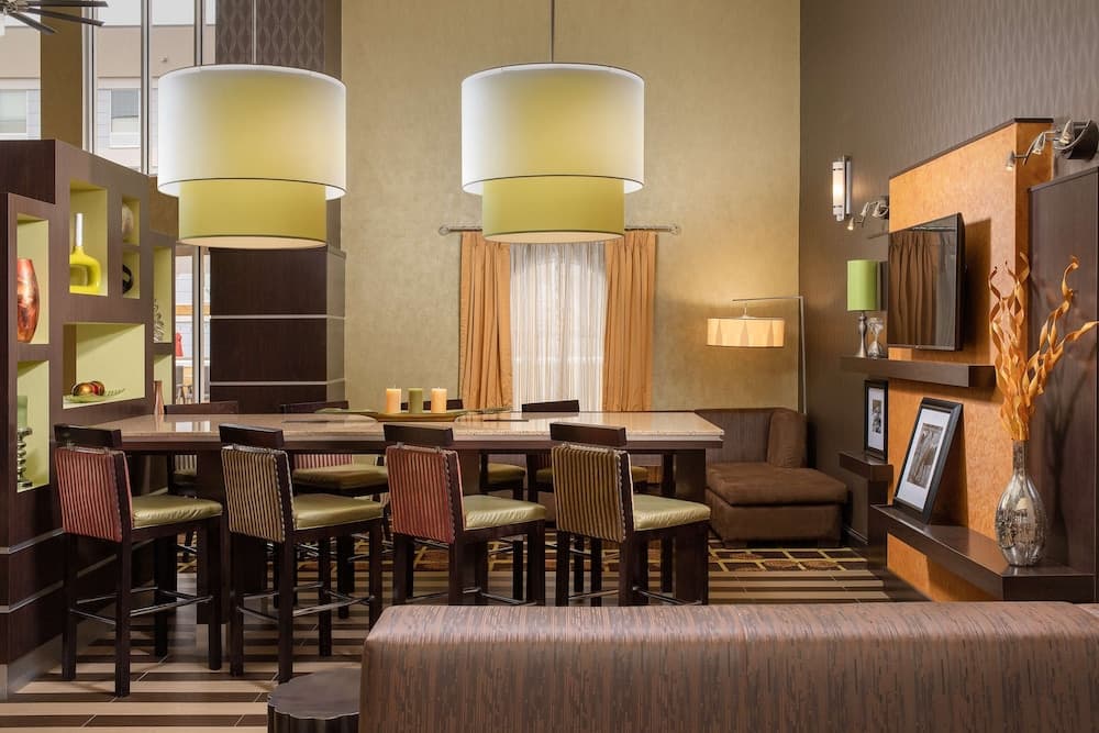 Hampton Inn & Suites Lake City property views in Lake City, FL — gallery photo 3
